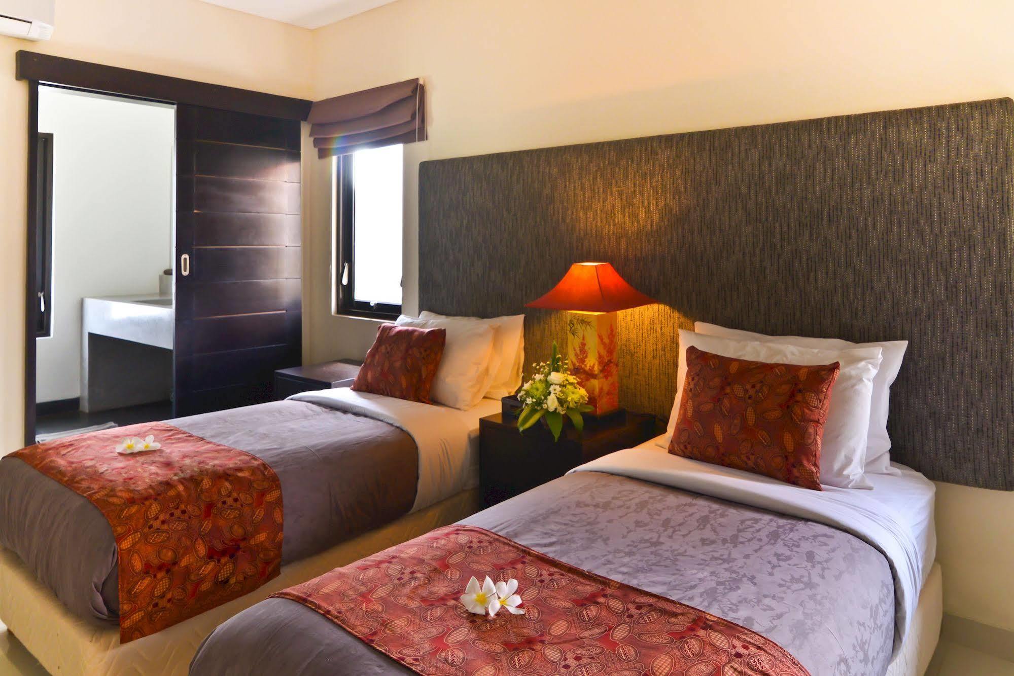 Elok Villas Seminyak Extérieur photo